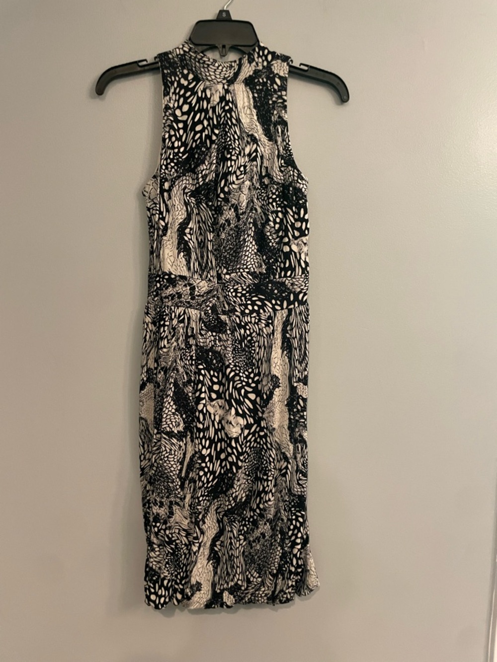 Vintage Madison Petites Black &White Printed Sleeveless Bubble Bottom Midi Dress